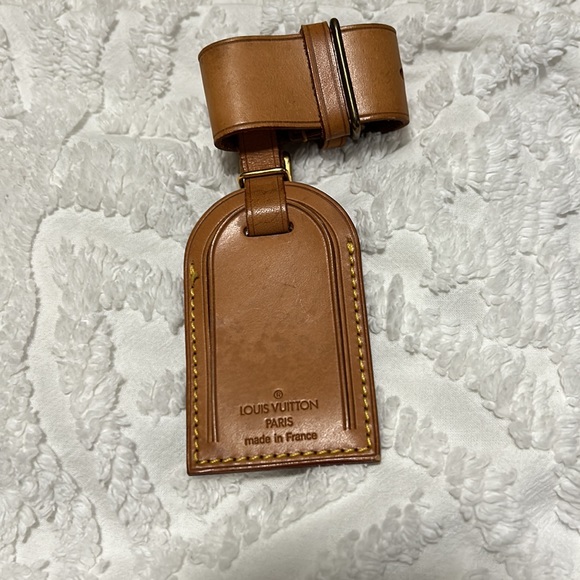 Louis Vuitton Three Piece Luggage Tag Set - Picture 2 of 7